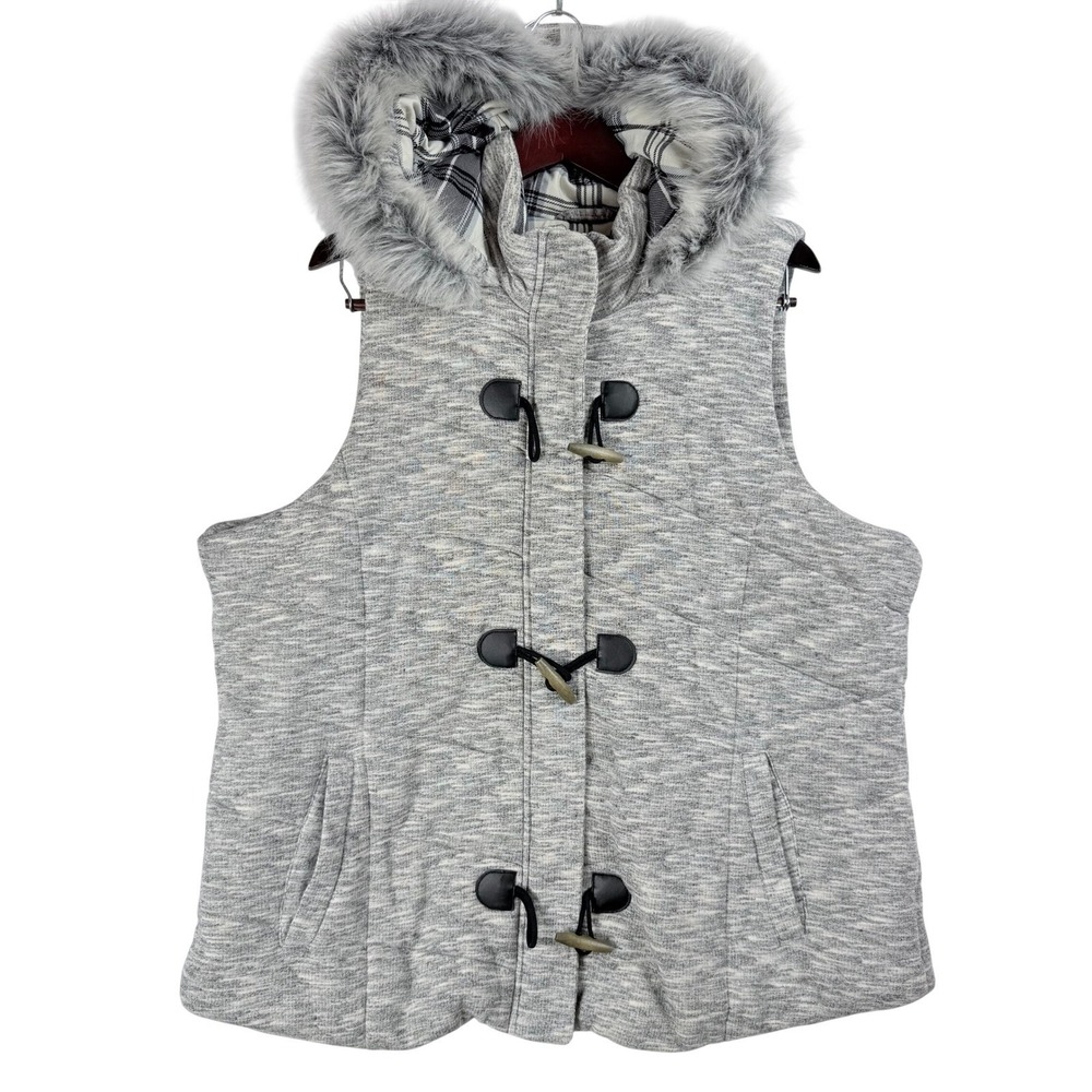 Maurices Gray Space Dye Quilted Puffer Vest Faux Fur Hood‎ Toggle Front Womens 2
